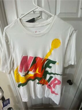 Nike Air/Jordan White Graphic Tee with Multicolor Logo